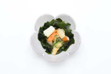 281野菜とイカの酢みそかけ